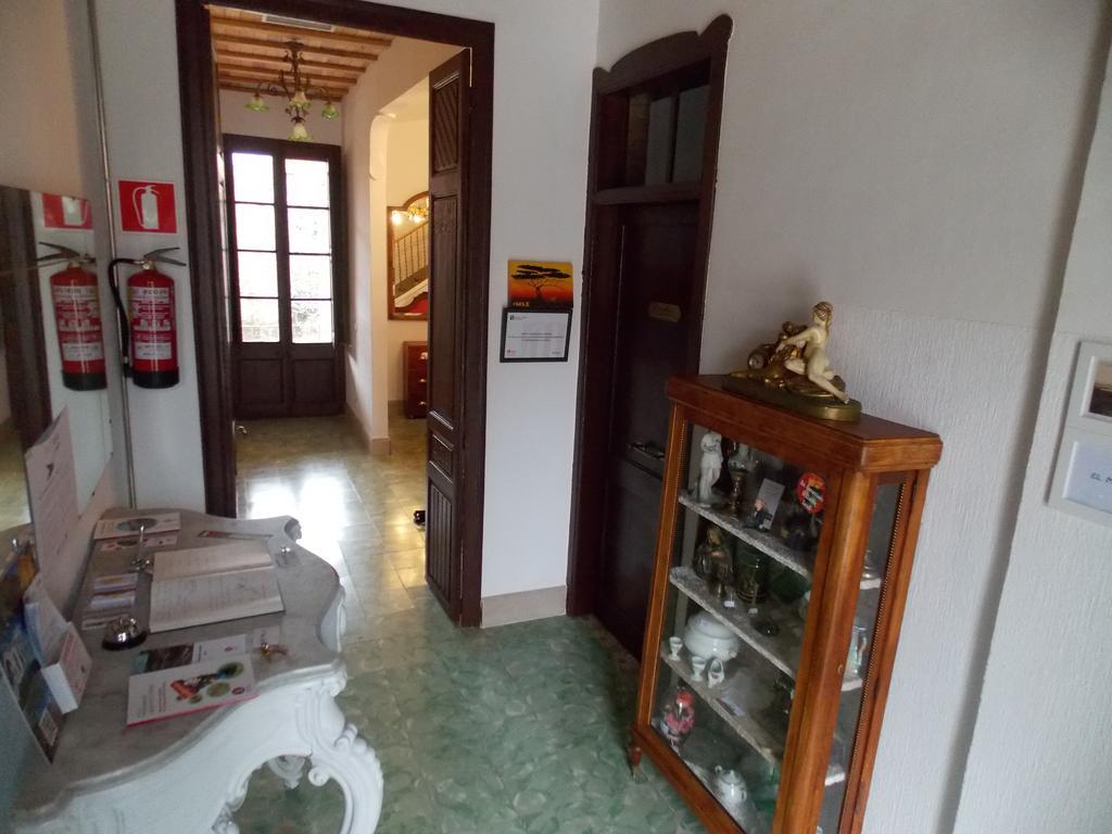 Hostal Cal Pla Sant Llorenc Savall Eksteriør bilde